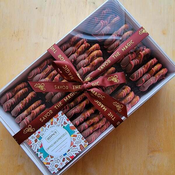 Dipped Mini Pretzel Box - Mango Creek | Seemi&
